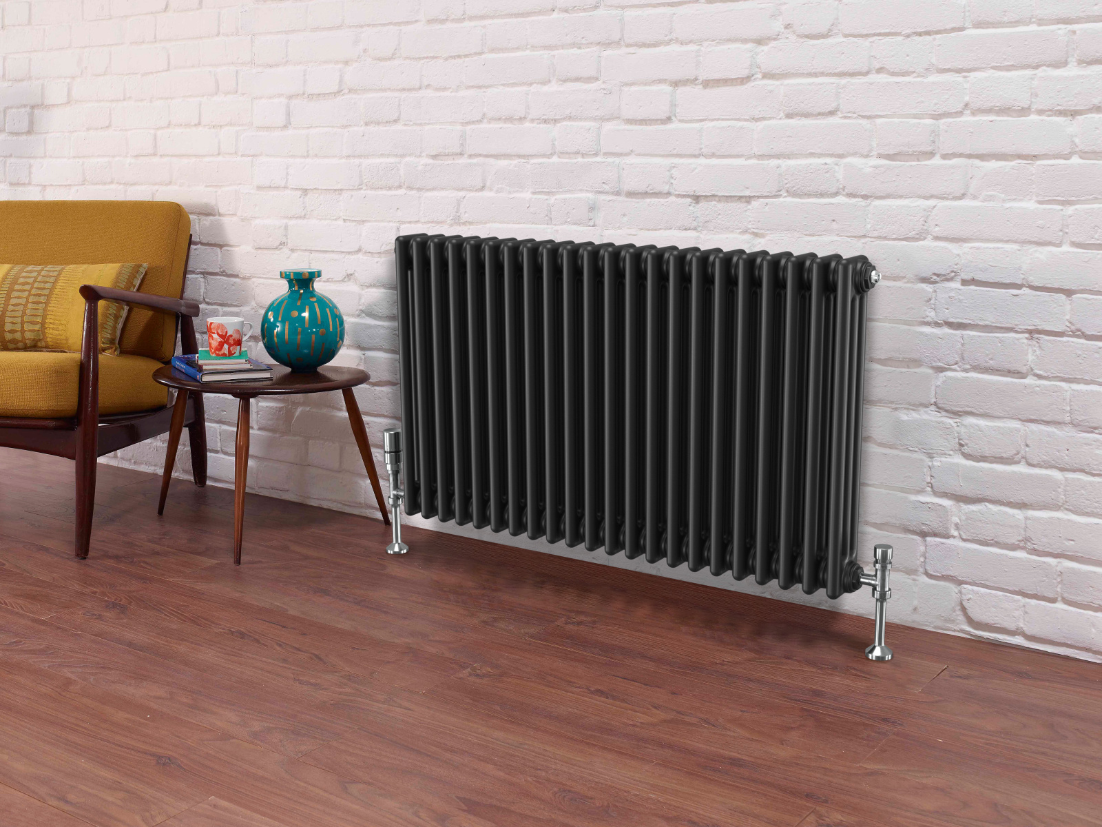 Zehnder_RAD_Charleston3060_22_Volcanic_Millieu_livingroom_Persp Rendering Zehnder Charleston Decorative radiator Angled view